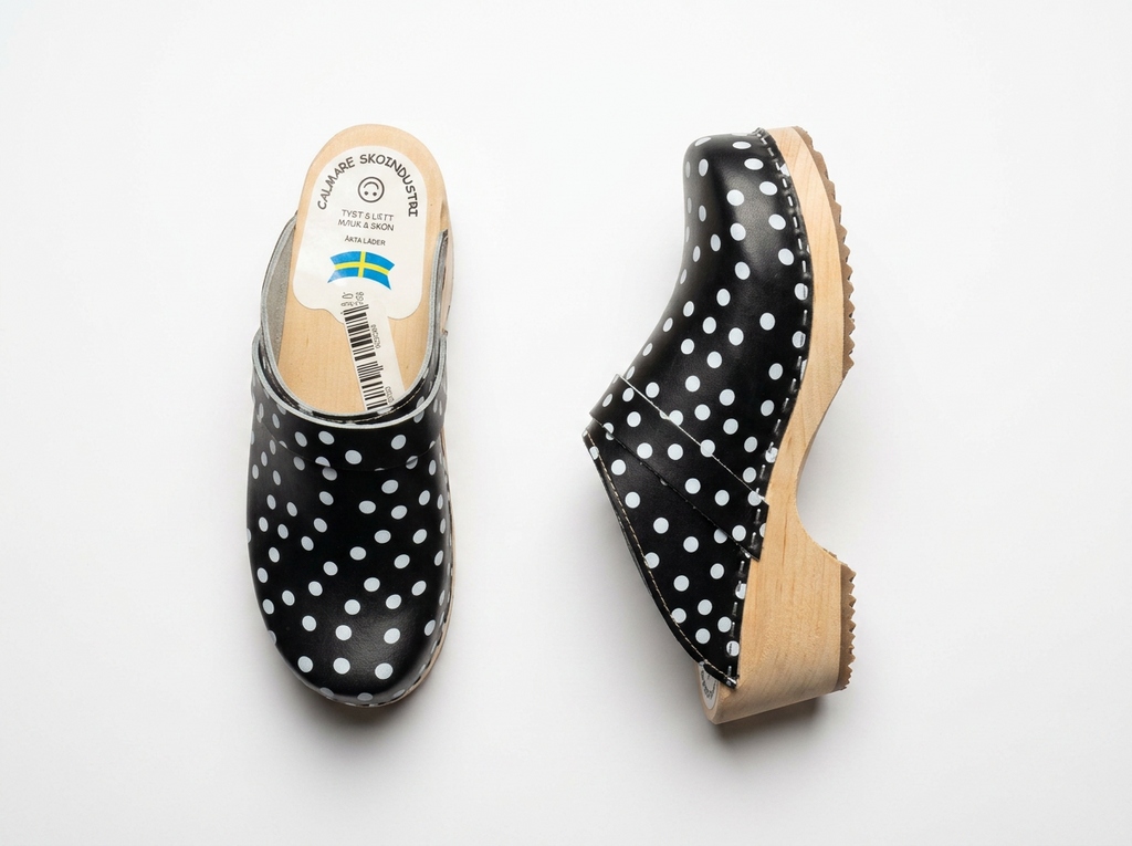 Calmare Swedish Wooden Clogs "Dark Blue Dots" – Handmade Genuine Leather Clogs with Alder Wood Sole | Made in Sweden