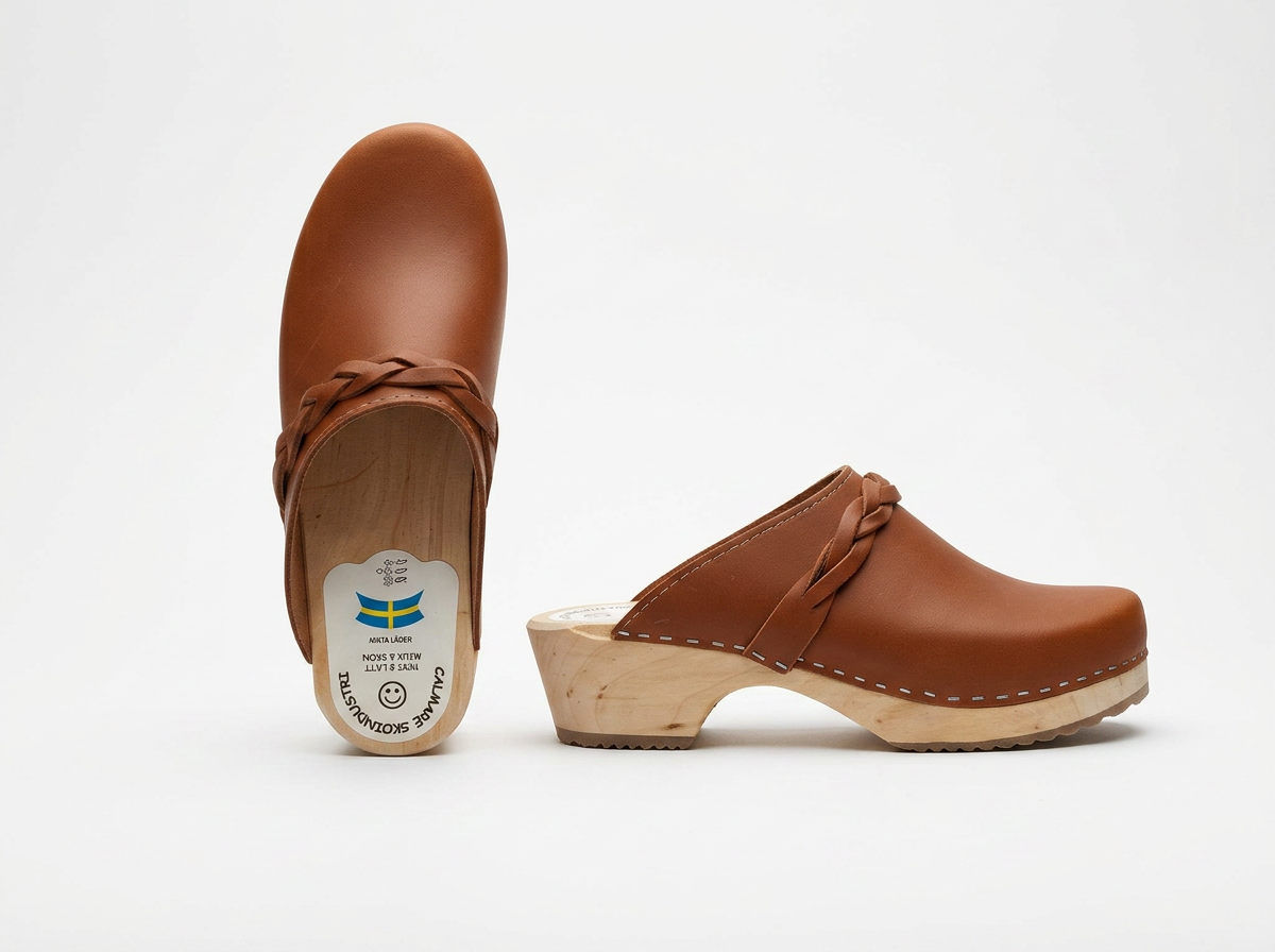 Calmare Christina Low – Handmade Swedish Wooden Clogs | Genuine Leather | Made in Sweden