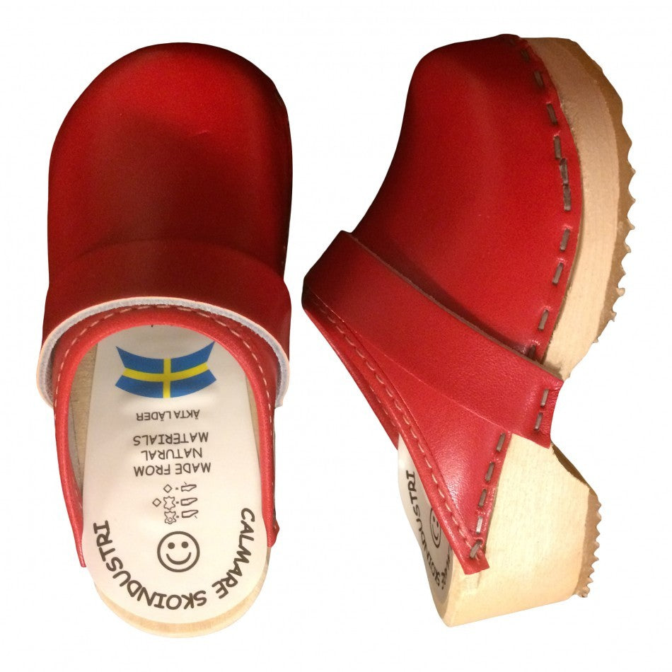 Calmare Original Swedish Red Wooden Clogs – Handmade in Sweden | Genuine Leather & Alder Wood