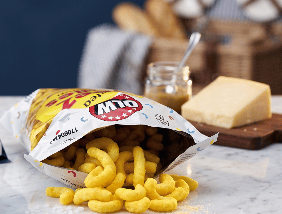 2 Bags of OLW Cheez Doodles 225g (7.93 oz) – Authentic Swedish Cheese Puffs