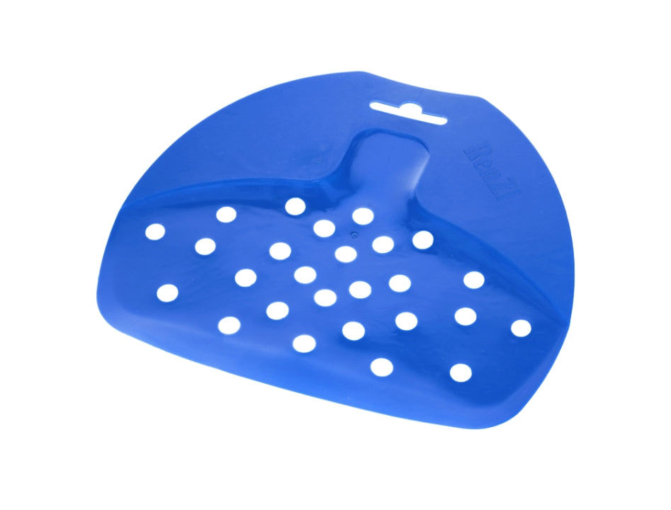 Renzi Slaskrensare Swedish sink scraper and food waste scoop – lightweight perforated polypropylene kitchen tool, made in Sweden, available in red, blue or white
