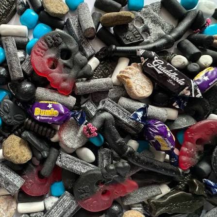 Swedish Mixed Licorice Candy 2kg (70.55 oz) – Premium Assorted Scandinavian Pick & Mix