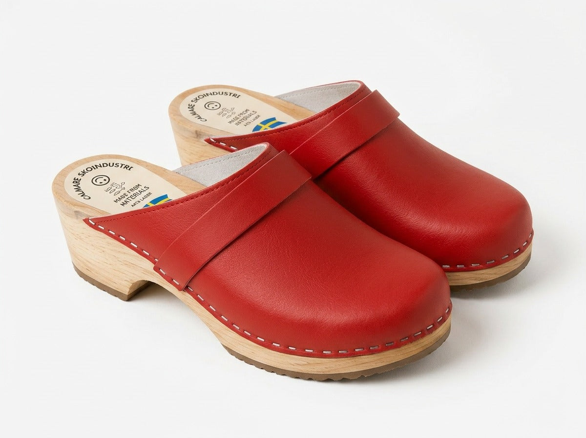 Calmare Original Swedish Red Wooden Clogs – Handmade in Sweden | Genuine Leather & Alder Wood
